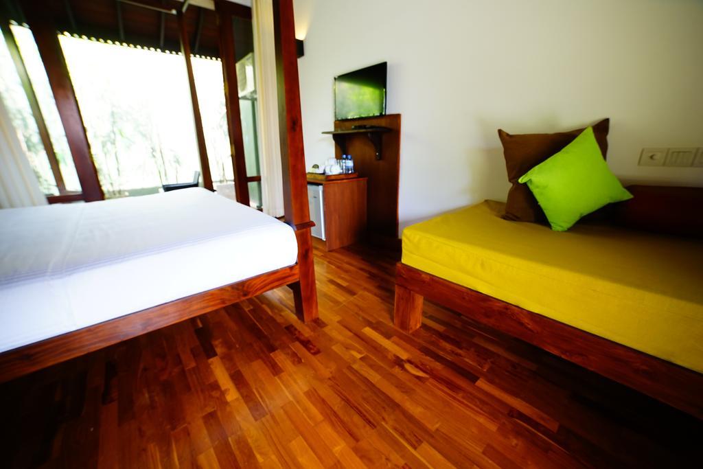 Lespri Grand Hotel Negombo Ngoại thất bức ảnh