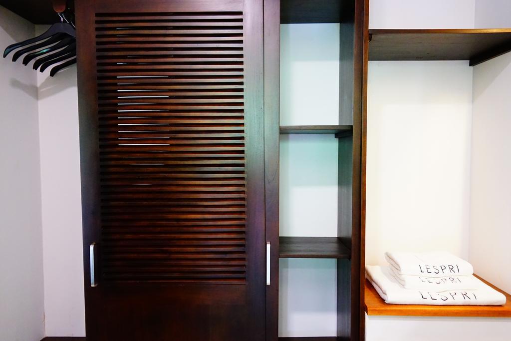 Lespri Grand Hotel Negombo Phòng bức ảnh